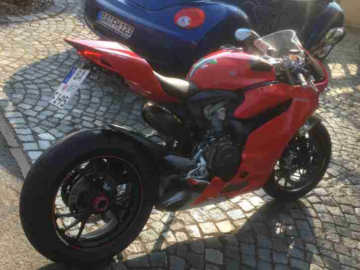 Ducati 1199 Panigale + Schmiederäder NP ca. 24000€