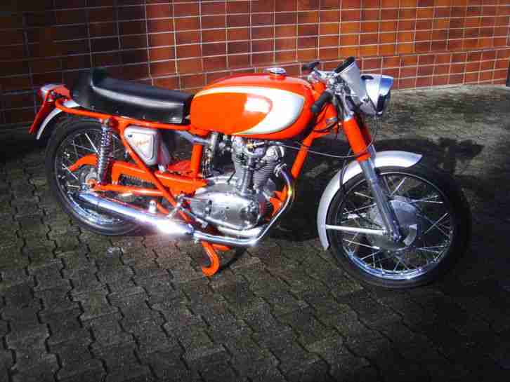 Ducati 250 Mach1