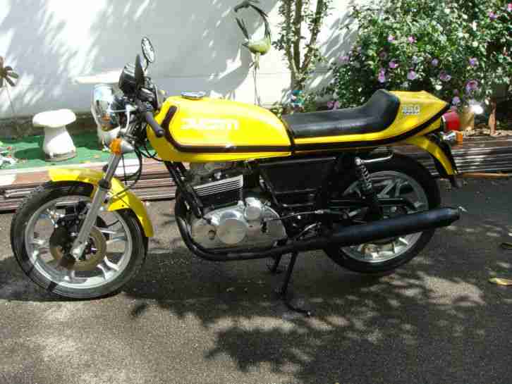 Ducati 350 Sport Desmo aus 1977 - original 20 km ! ! ! - sämtliche Unterlagen
