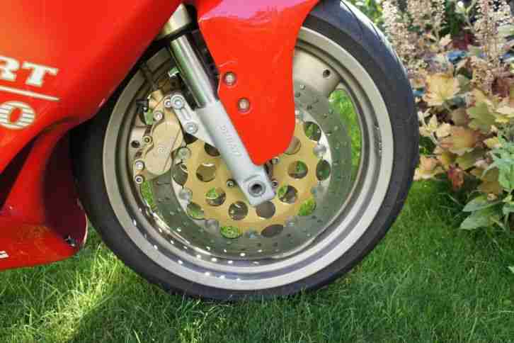 Ducati 600 SS