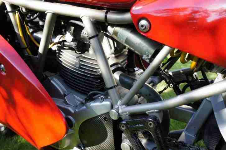 Ducati 600 SS Sportversion Höcker Brembo Doppelscheibe Bremsanlage 2 Sitzer