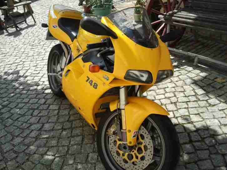 Ducati 748 S Biposto