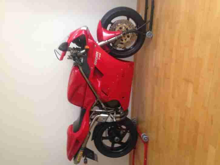 Ducati 748 top