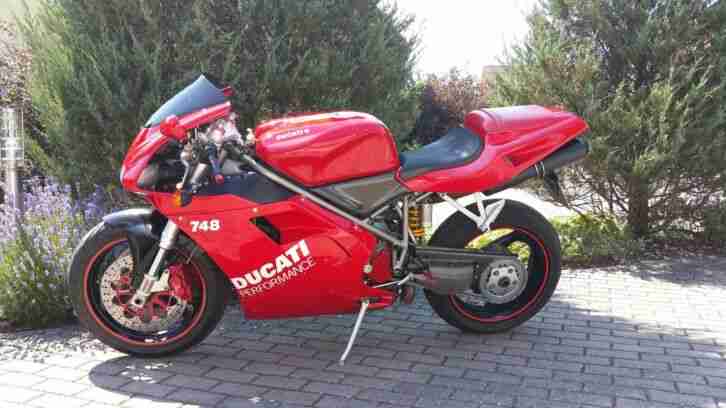 Ducati 748