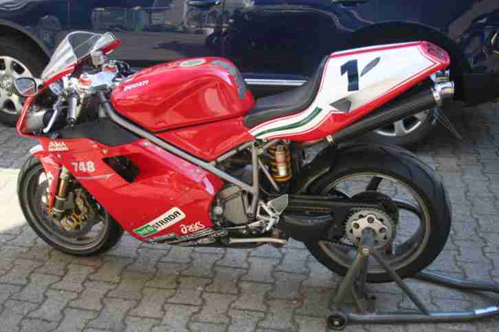Ducati 748S