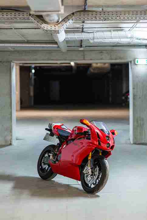 749 R Full Carbon edition TOP ZUSTAND