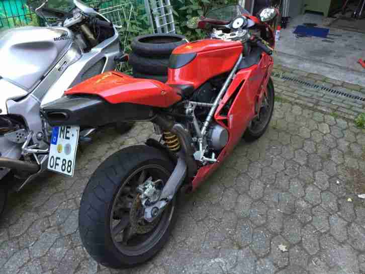 Ducati 749s