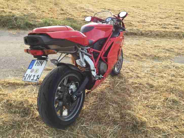Ducati 749s