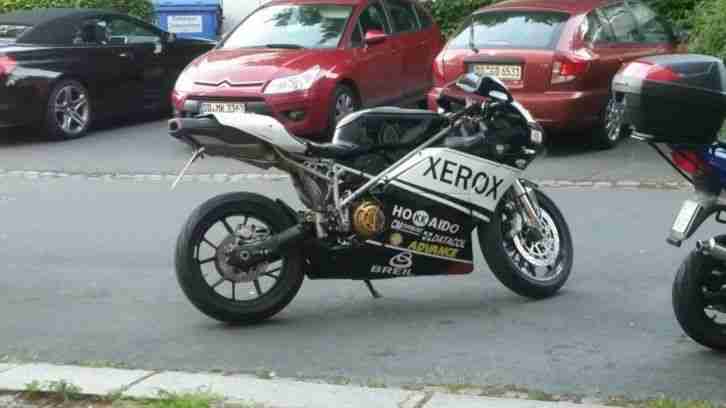 Ducati 749s
