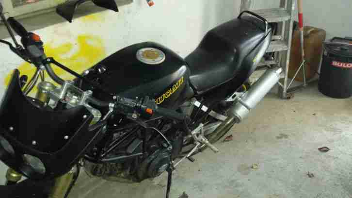 Ducati 750 ss