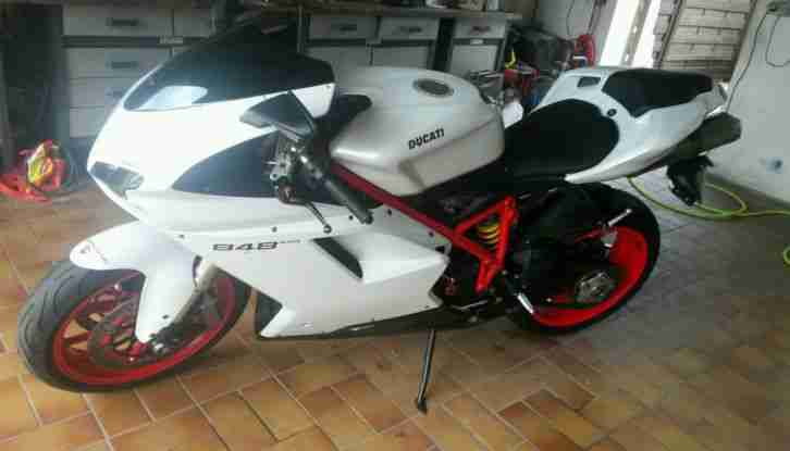 Ducati 848 Evo