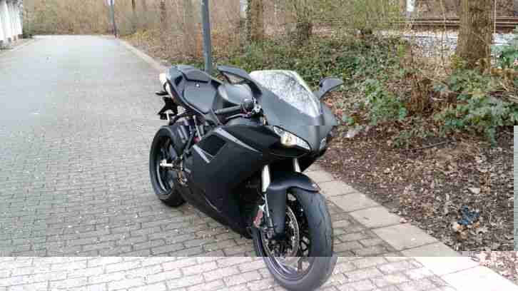 Ducati 848 evo