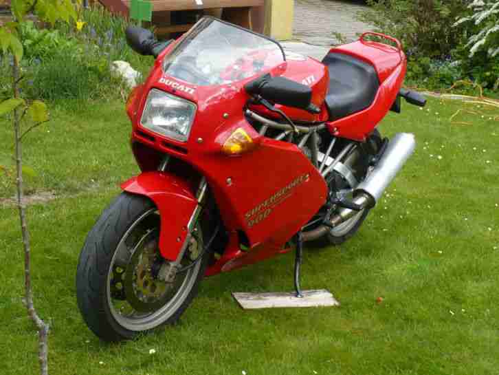 Ducati 900 SS