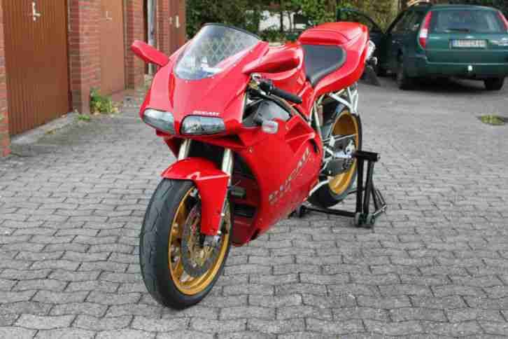 Ducati 916 Biposto