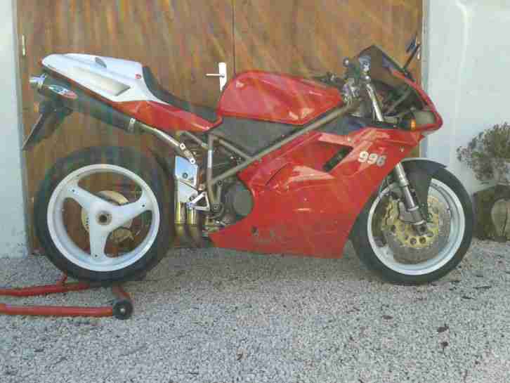 Ducati 996