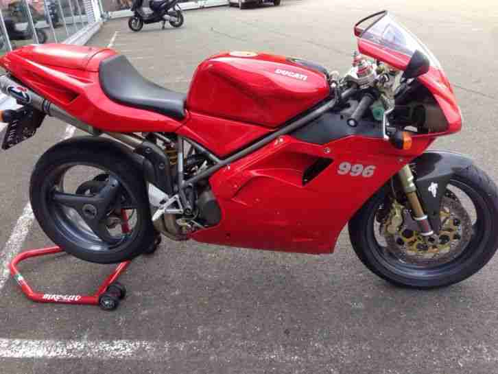 Ducati 996 Superbike Klassiker Youngtimer Biposto 916 Nachfolger 998