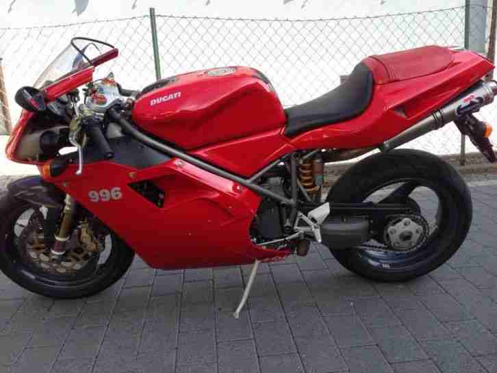 Ducati 996 Superbike Klassiker Youngtimer Biposto 916 Nachfolger 998