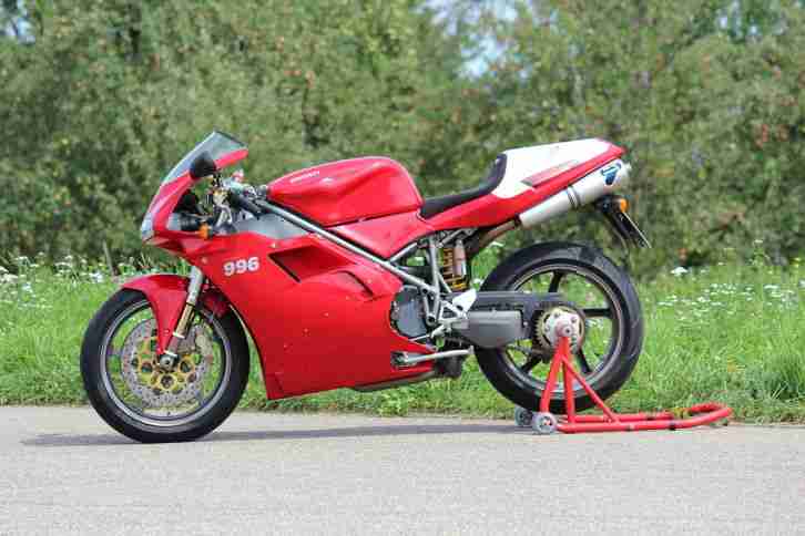 Ducati 996 sehr gepflegt nur 7.000km