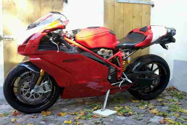 Ducati 999R Superbike Motorrad alles original