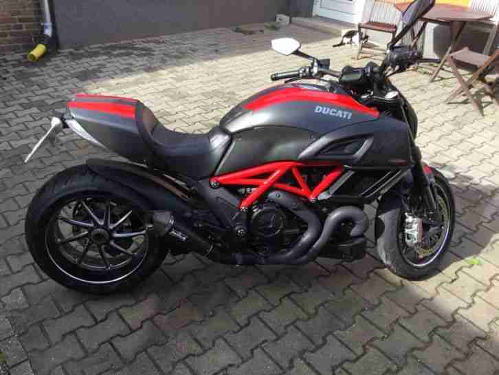 Ducati Diavel