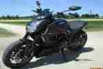 Diavel Black Carbon original ab Werk