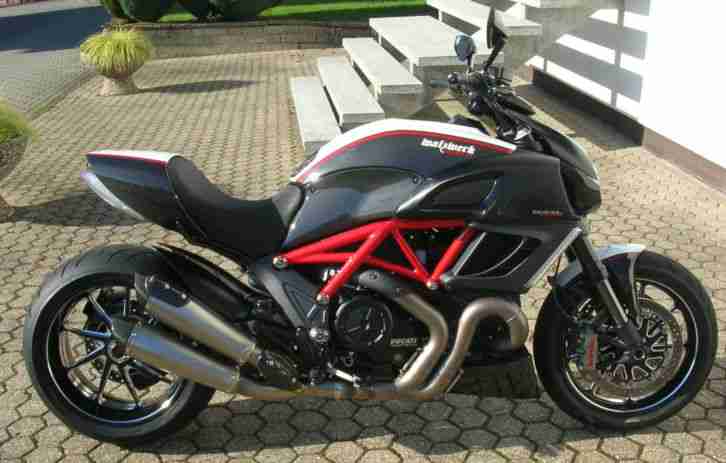 Ducati Diavel Carbon Walzwerk
