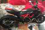 Diavel Carbon red original