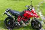 Hypermotard 1100 S mit viel Carbon