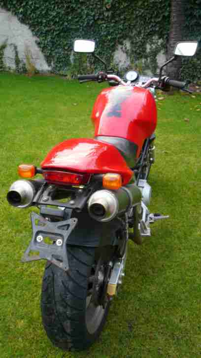 Ducati M900