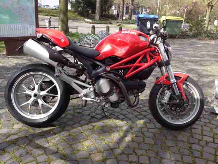 Ducati Monster 1100 Abs