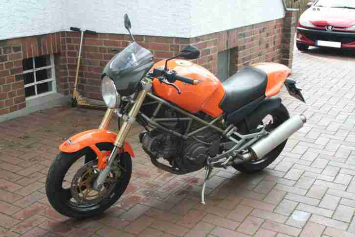Ducati Monster 600
