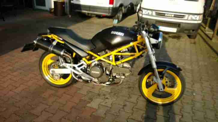 Ducati Monster 600