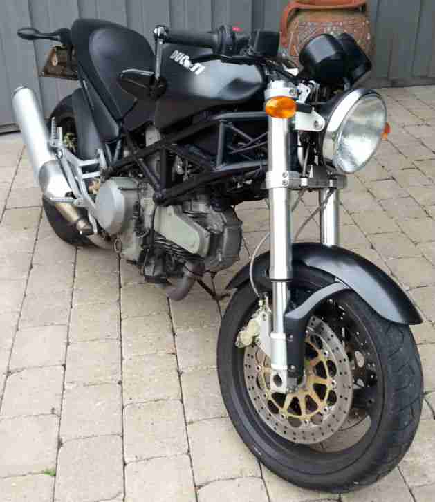 Ducati Monster 620 i.e. dark Motorrad TOP ZUSTAND