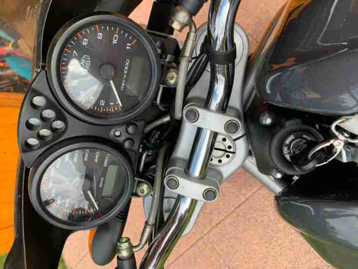 Ducati Monster 620 ie Sondermodell Senna