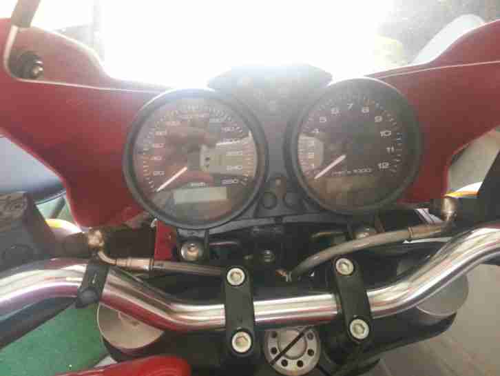 Ducati Monster 695