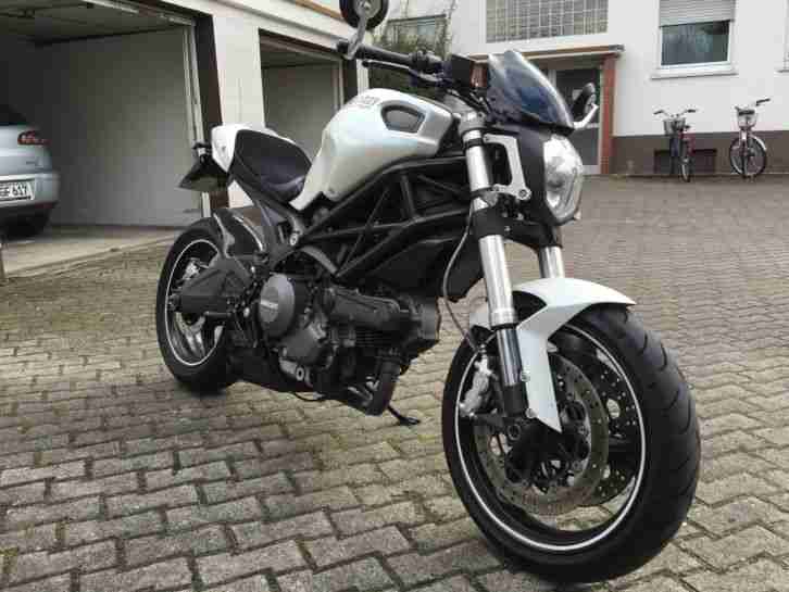 Ducati Monster 696 15920km