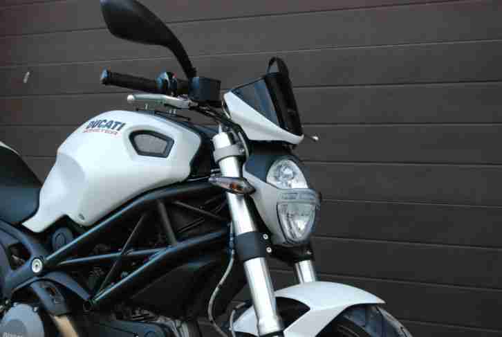Ducati Monster 696+ ABS 2. Hand, EZ 2012, 5042 KM von DucBikes&Parts