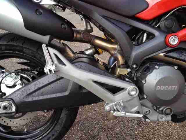 Ducati Monster 696 ABS TOP Zustand NEUER Kundendienst