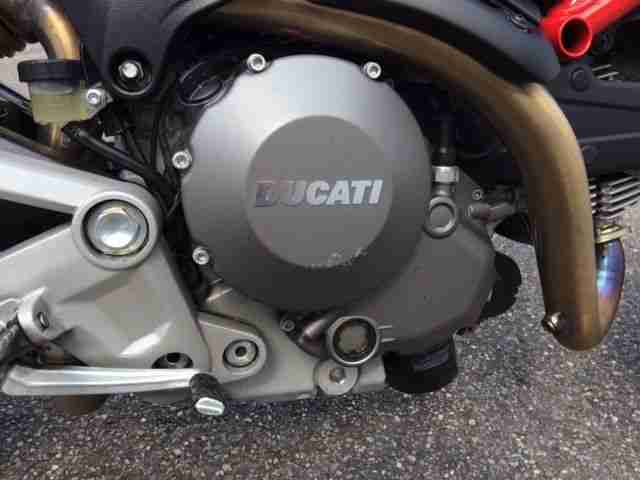 Ducati Monster 696 ABS Umbau Monoposto Cafe Racer Termignoni