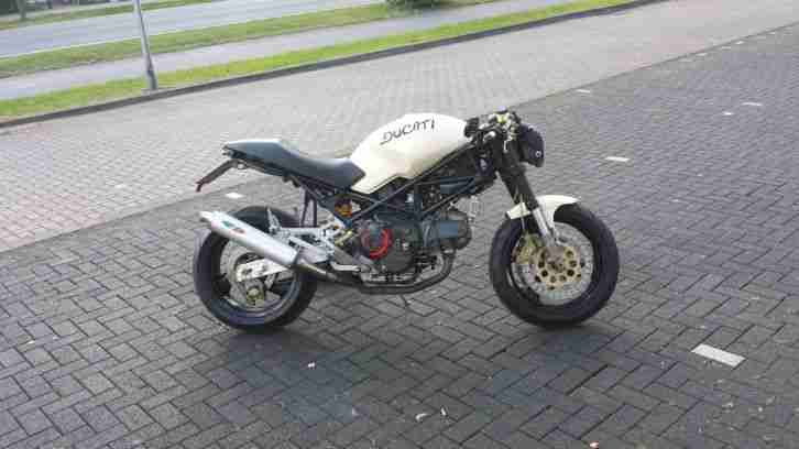 Ducati Monster M 900 Cafe Racer Umbau