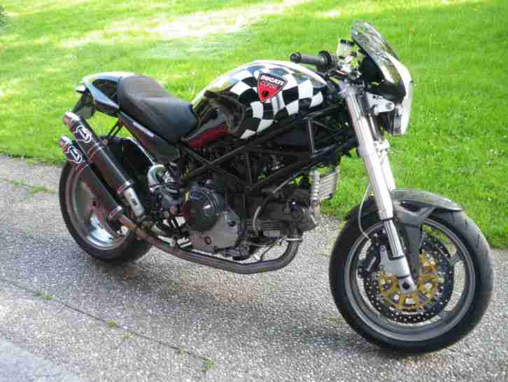 Ducati Monster S2R 1000