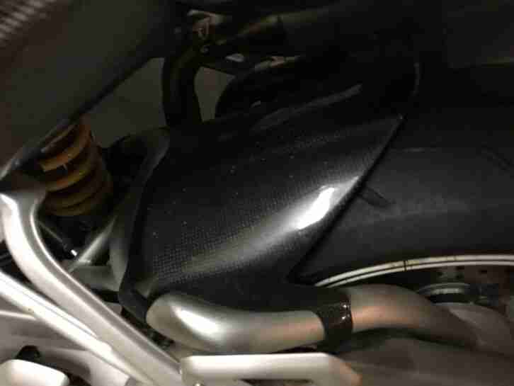 Ducati Monster S2R 1000 Naked Bike schwarz-weiß, mit vielen Extras