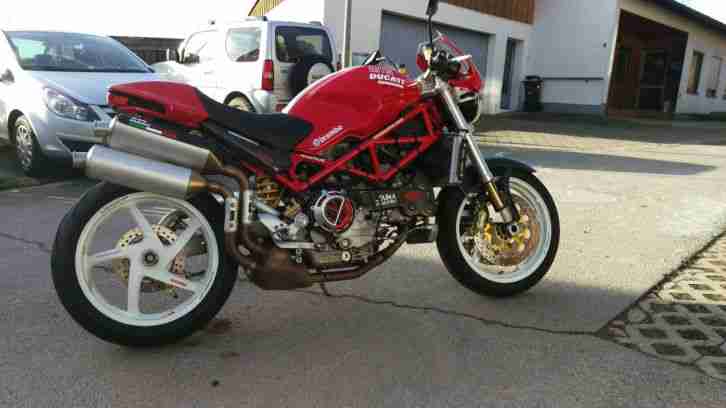 Ducati Monster S4R 996