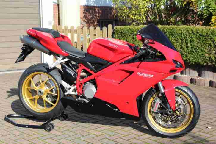 Ducati Monster S4R Testastretta / TÜV und Service NEU / Bingo-Bikes