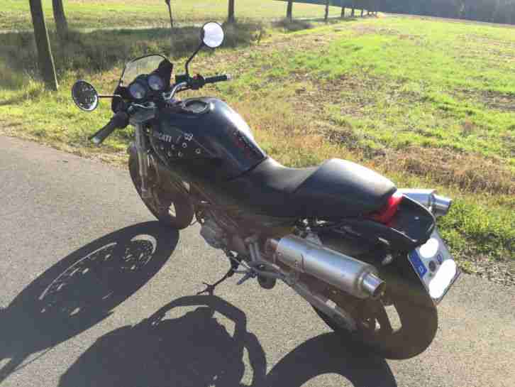 Ducati Monster i.e. 620 Dark