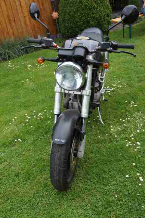 Ducati Monster600dark, Umbau inkl. Original Teile, nur 9669 km, BJ 1998