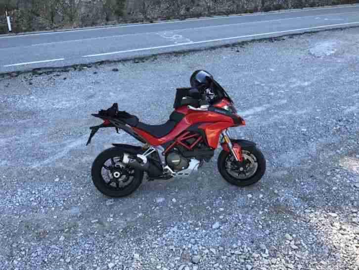 Ducati Multistrada 1200 S Touring aus 8/2015 Full Paket