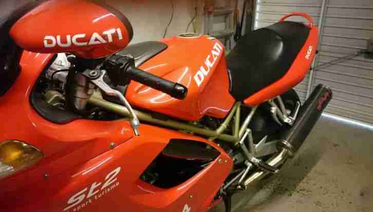 Ducati ST2 944