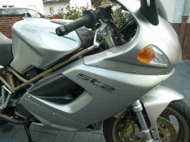 Ducati ST2