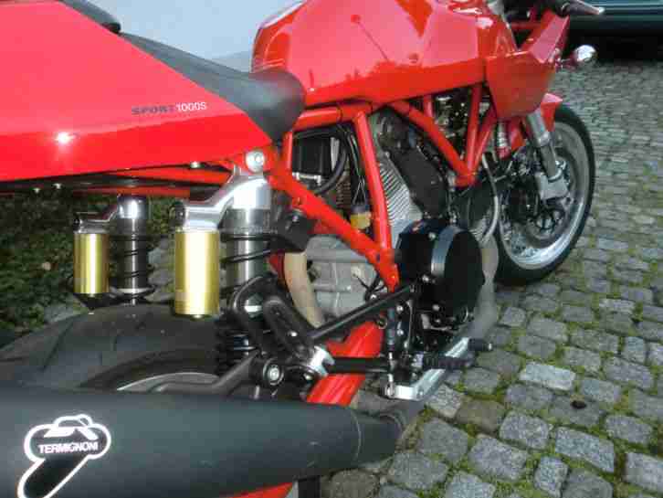 Ducati Sport 1000s